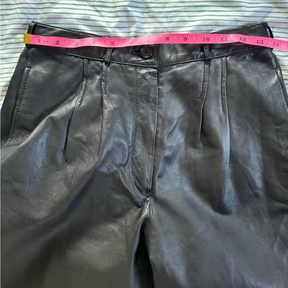 Arlando Vintage Black Leather Pants - Picture 5 of 10
